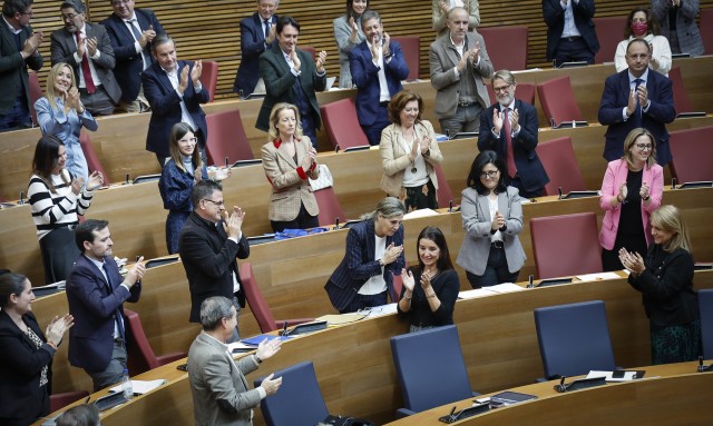 Aprobados los primeros presupuestos del Consell de PPCV y Vox
