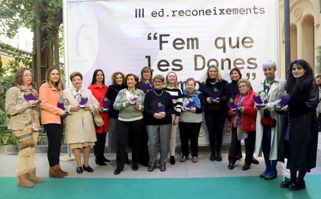 Vecinas de Camp de Morvedre, La Costera y La Safor, premiadas en ‘Hacemos que las mujeres cuenten’