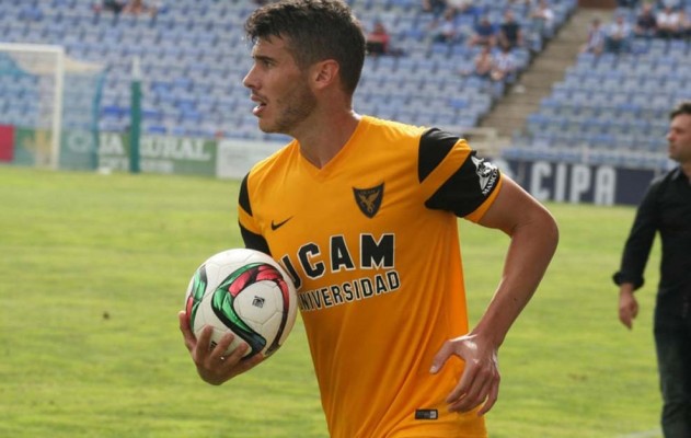 El Hércules confirma el fichaje de Pol Bueso