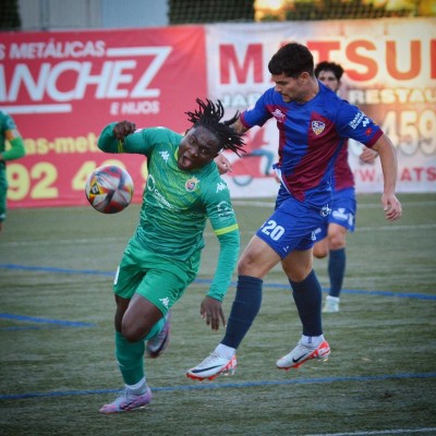 Richmon Dapaah, de darle 'guerra' a 'Samu' Vázquez a jugar con él en el Hércules
