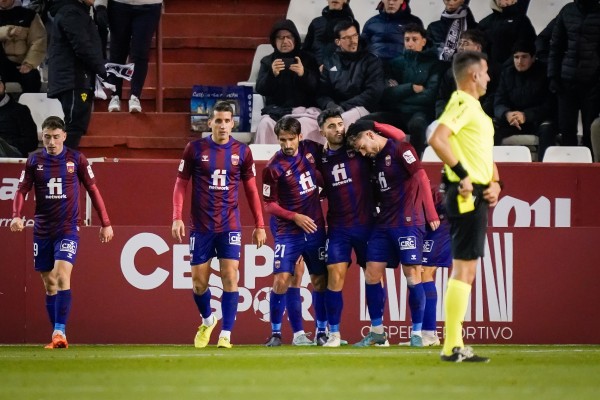 Otro golazo y otro puntazo para el Eldense