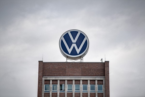 Volkswagen acuerda con los sindicatos el plan de ahorro de 10.000 millones hasta 2026
