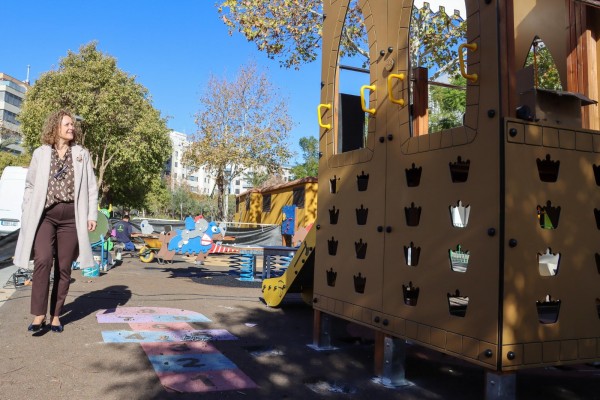 Torrent impulsa la renovación y ampliación de parques infantiles