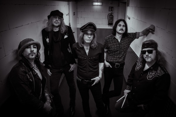La banda sueca The Hellacopters actúa por primera vez en València