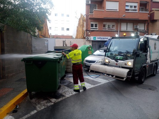 Villena adjudica a Aymed la asistencia técnica para redactar el pliego de limpieza y recogida de basuras