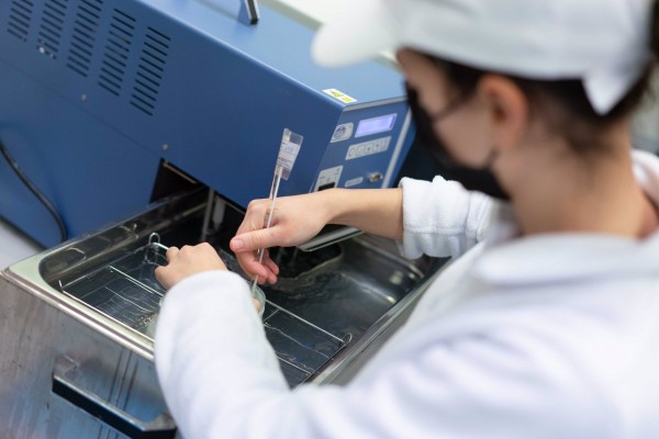 Las ventas de la industria regional se desploman: la caída anual llega al 10,2%