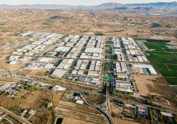 Elche prevé recaudar en 2024 un millón más por el IAE a pesar de la rebaja: 7,1 millones de euros