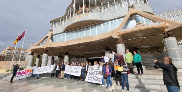 Los Alcázares cerrará 2023 sin una solución a la vista para las deficiencias de sus centros educativos