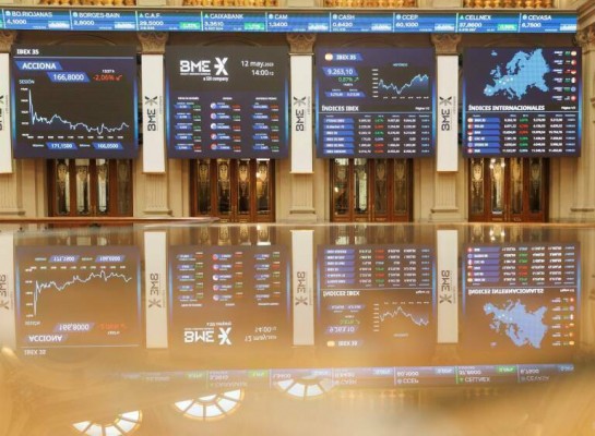 El Ibex 35 amanece a la baja y se aleja cada vez más de la cota de los 10.100 puntos