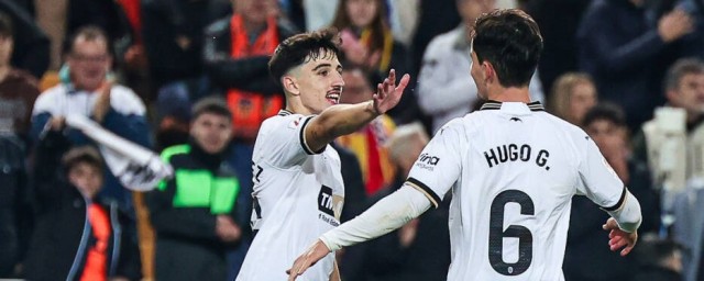 Los grandes no pueden con el Pipo en Mestalla