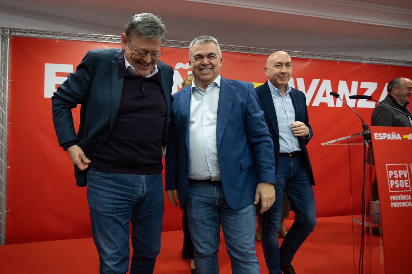 Ni acto de fuerza de Soler ni despedida de Ximo: el homenajeado fue Santos Cerdán