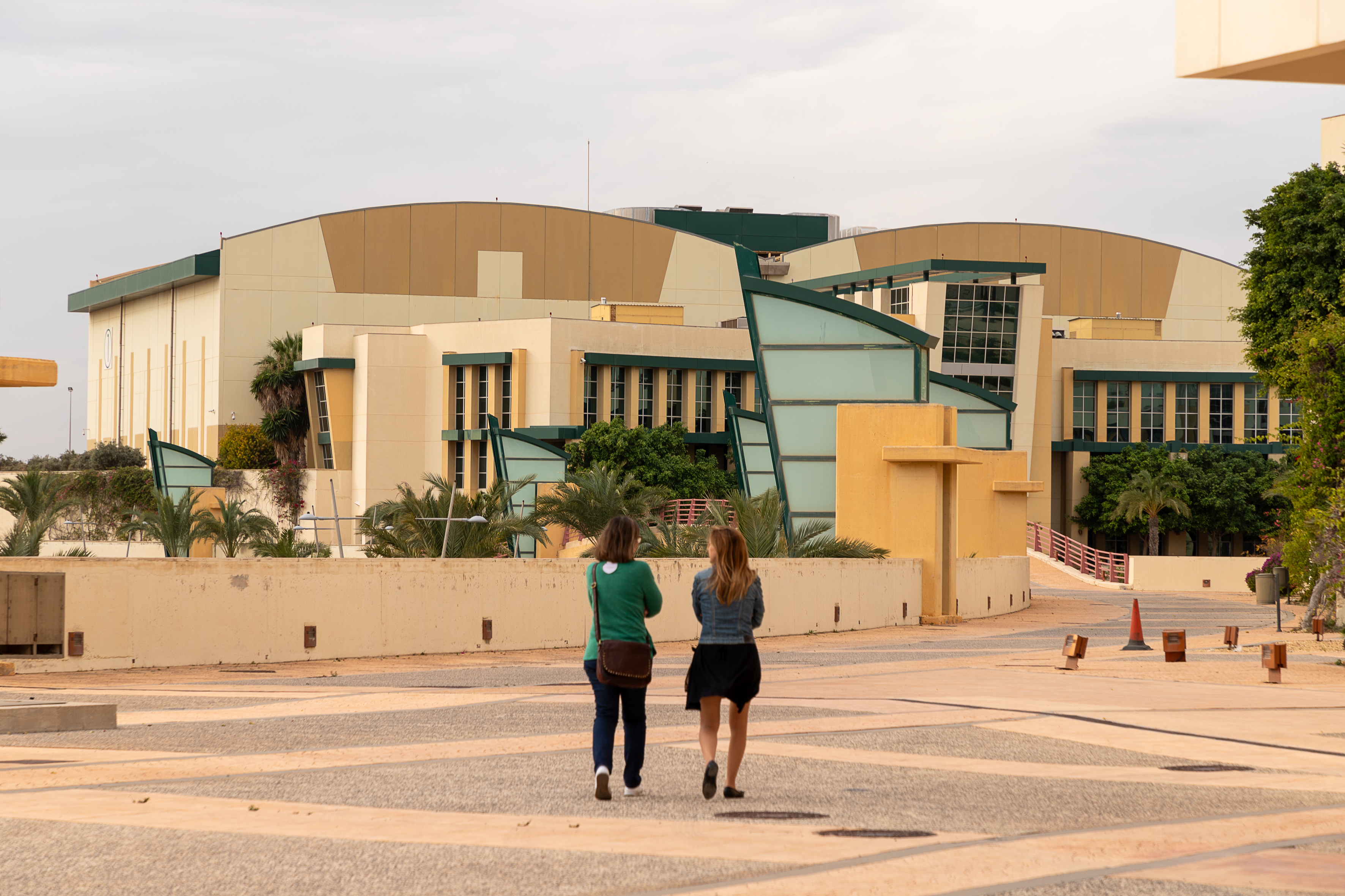Los edificios del complejo cinematográfico de Ciudad de la Luz. Foto: PEPE OLIVARES - 