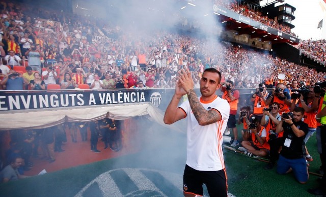 El Barça ofrece 30 millones por Alcácer 