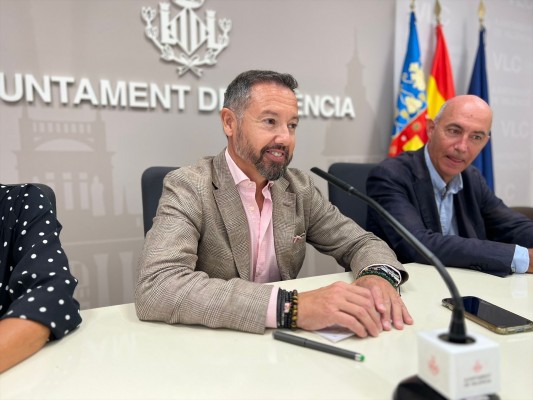 Asesoría municipal ve correcto el contrato de Badenas sin entrar en el presunto amaño