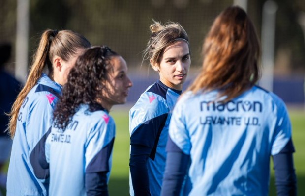 El Levante Femenino quiere despedir el año lo más cerca posible de Europa