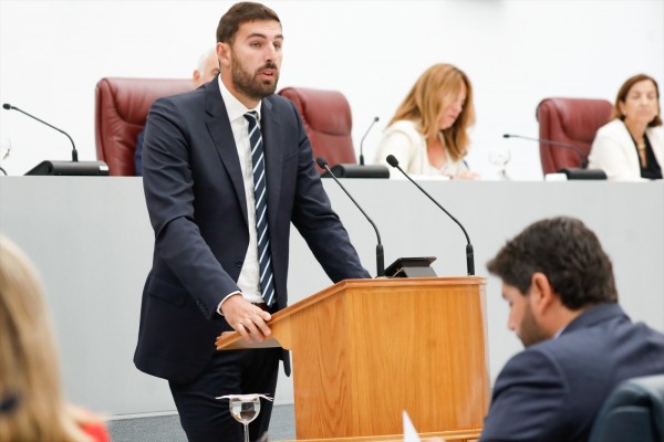 Antelo anuncia que suprimirá la financiación a las ONG que 