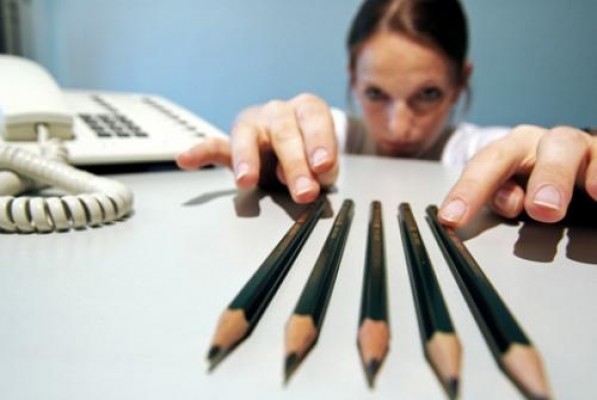 Pensar y hacer rituales de forma repetitiva, síntomas del trastorno obsesivo compulsivo