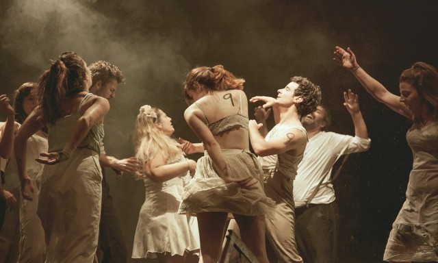 La escena teatral internacional busca voluntarios en Valencia