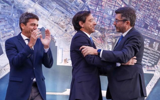 Rodríguez toma el timón del Puerto de Alicante con la promesa de abrirlo a la provincia
