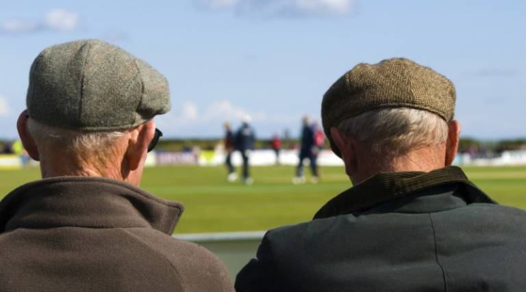 El Ayuntamiento monitorizará las rutinas de mil personas mayores para mejorar su calidad de vida