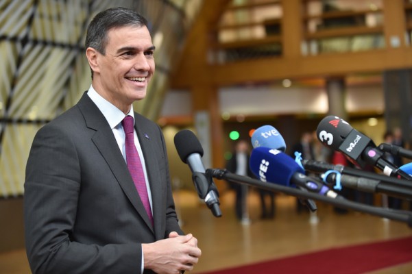 Los españoles no merecen un gobierno que les mienta