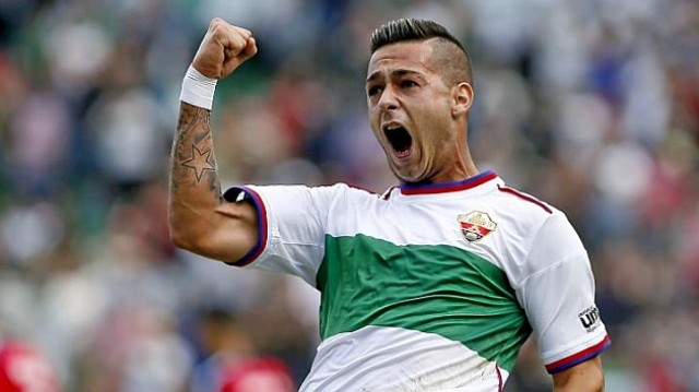 El Elche cree que Sergio León tiene un 50 por ciento de opciones de quedarse
