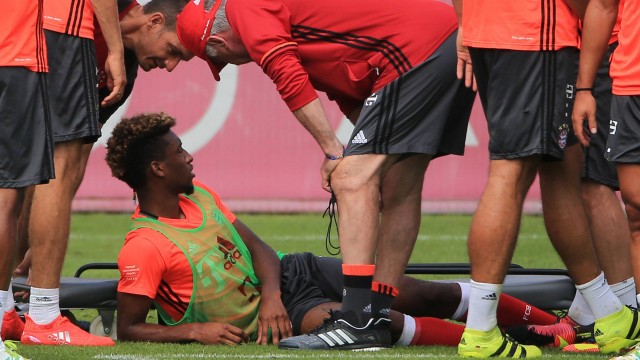 Kingsley Coman sufre una lesión de tobillo en el entrenamiento del Bayern
