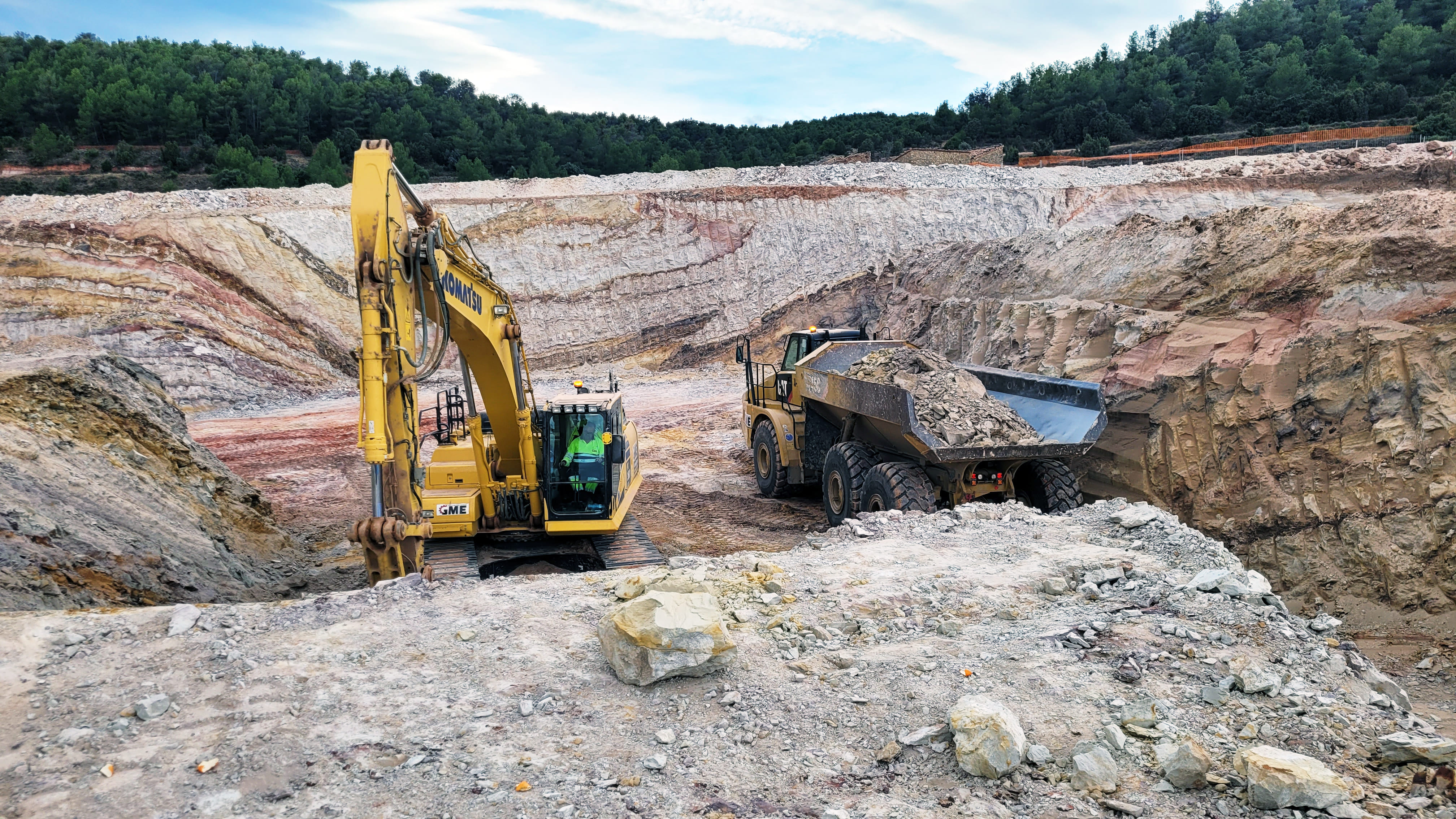Una nueva mina en Teruel aportará 100.000 toneladas de arcilla a la cerámica castellonense