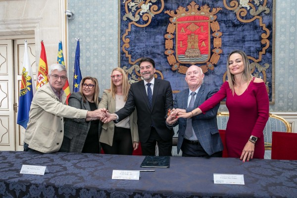 Alicante renueva con los agentes sociales el Pacto por el Empleo con un laboratorio de estrategias