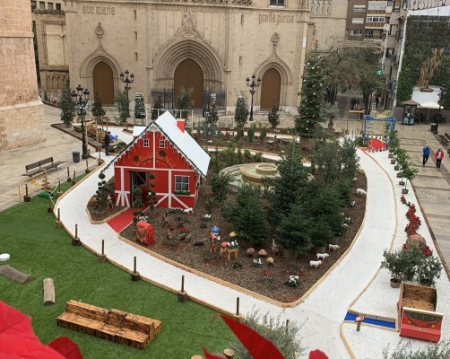 El PSPV de Castelló afea a Carrasco la decisión de haber eliminado los jardines efímeros en Navidad