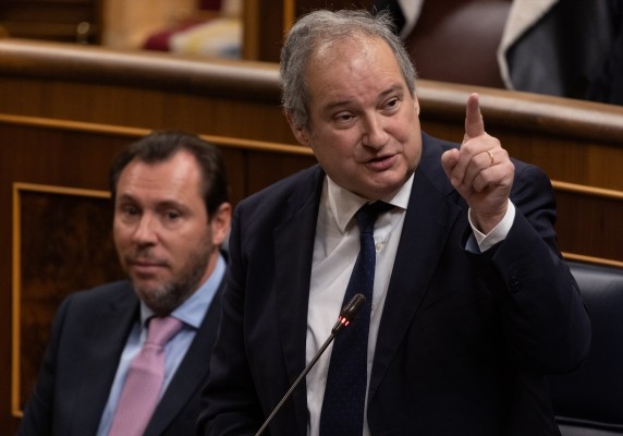 El Gobierno avisa que la vuelta de empresas a Cataluña pasa por incentivos y estabilidad