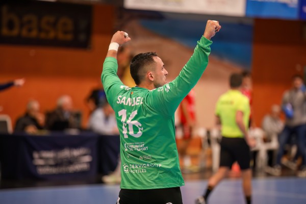 Samu Ibáñez y Ramiro Martínez rescatan al Balonmano Benidorm