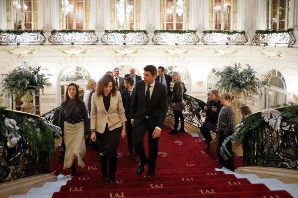 El Consell se lanza a la desobediencia financiera: 