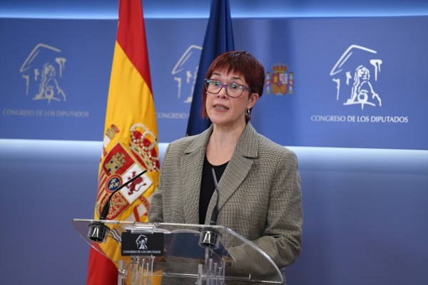 Compromís rechaza el déficit del 0,1% para las CCAA pero deberá decidir si lo vota en el Congreso