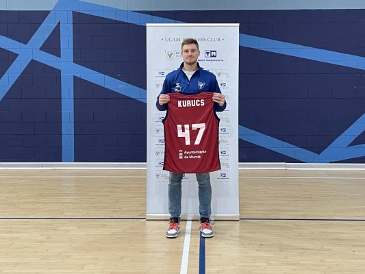 Arturs Kurucs: 