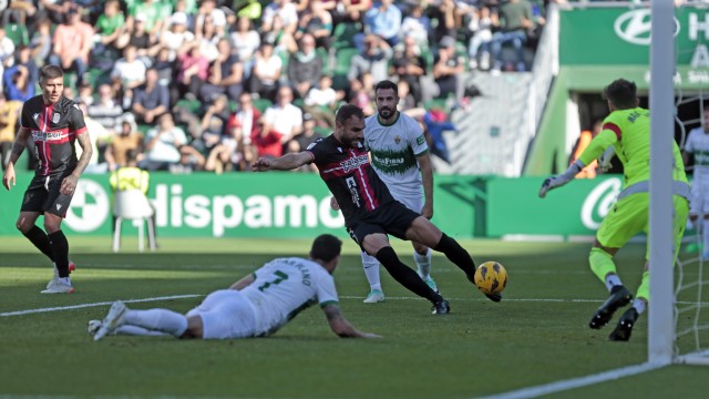 Mario Gaspar: 
