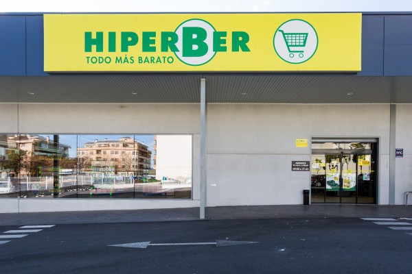 Hiperber invertirá 8 millones en 2024 para abrir ocho supermercados en Valencia, Alicante y Albacete