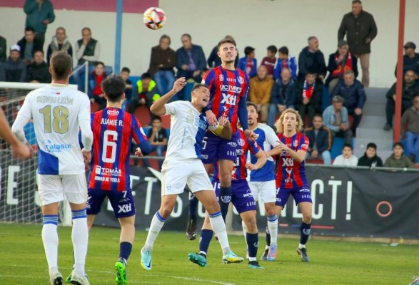 El partido Yeclano-Águilas, segundo contra tercero, en la jornada de Segunda RFEF 