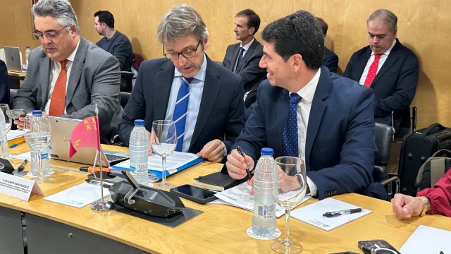 Montero abre la puerta a que la Región de Murcia tenga un objetivo de déficit diferenciado