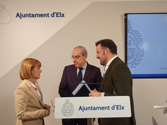Las primeras cuentas PP-Vox de Elche: proyectos heredados, propios, un gran préstamo y concejalía de Familia