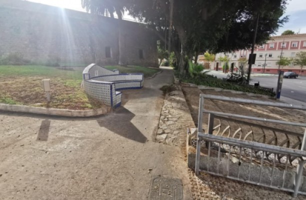 Un tramo nuevo de carril bici de 220 metros conectará la Muralla de Carlos III, en Plaza Bastarreche, con Capitanes Ripoll  
