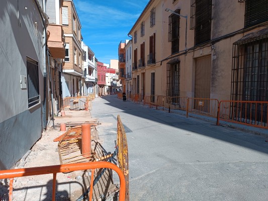 Pego reclama que se retomen las obras de la calle Sant Miquel tras días paralizadas

