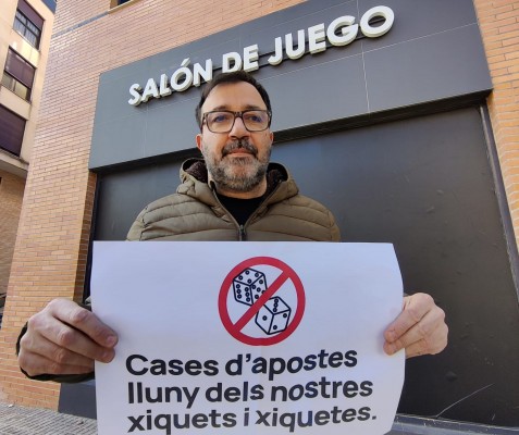 Compromís pide a la Diputación que rechace situar las casas de apuestas cerca de centros educativos