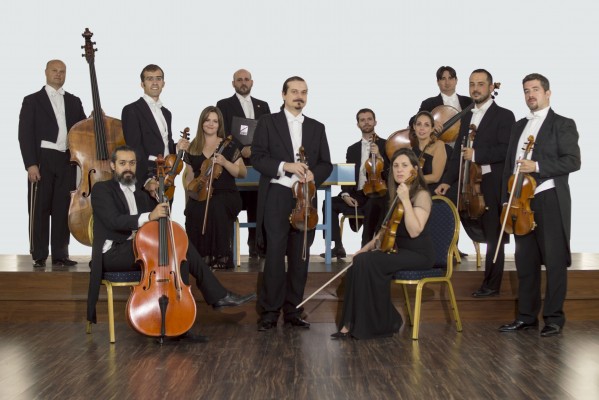 Una comedia valenciana, el cine de Woddy Allen o el 'Concerto Málaga' recalan en Castelló y Peñíscola