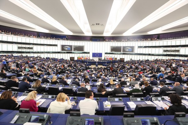 Bruselas cifra en 132 millones anuales la estimación de llevar el catalán, euskera y gallego a la UE