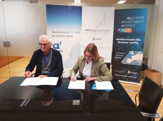 Alicante y el Rotary Club impulsan una incubadora de emprendedores mayores de 50 años