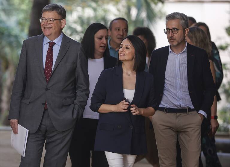 El salto de Torró y España a secretarías de Estado eleva a 22 los cambios en Les Corts 