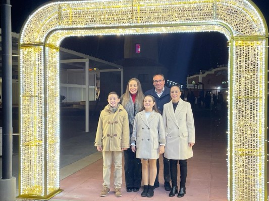 PortCastelló ilumina sus edificios más emblemáticos y dinamiza la Navidad