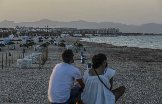 Mazón defiende que el nuevo Bono Viaje ayudará al sector a desestacionalizar en temporada baja