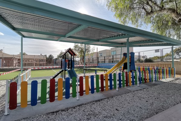 Acaban las obras del CEIP Jesús Navarro (Novelda) con mejora de accesos y modernización de alarma